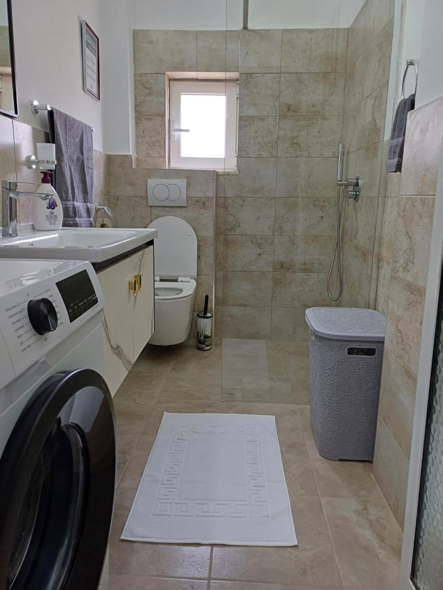 Apartamenti Vero Tirana Kültér fotó