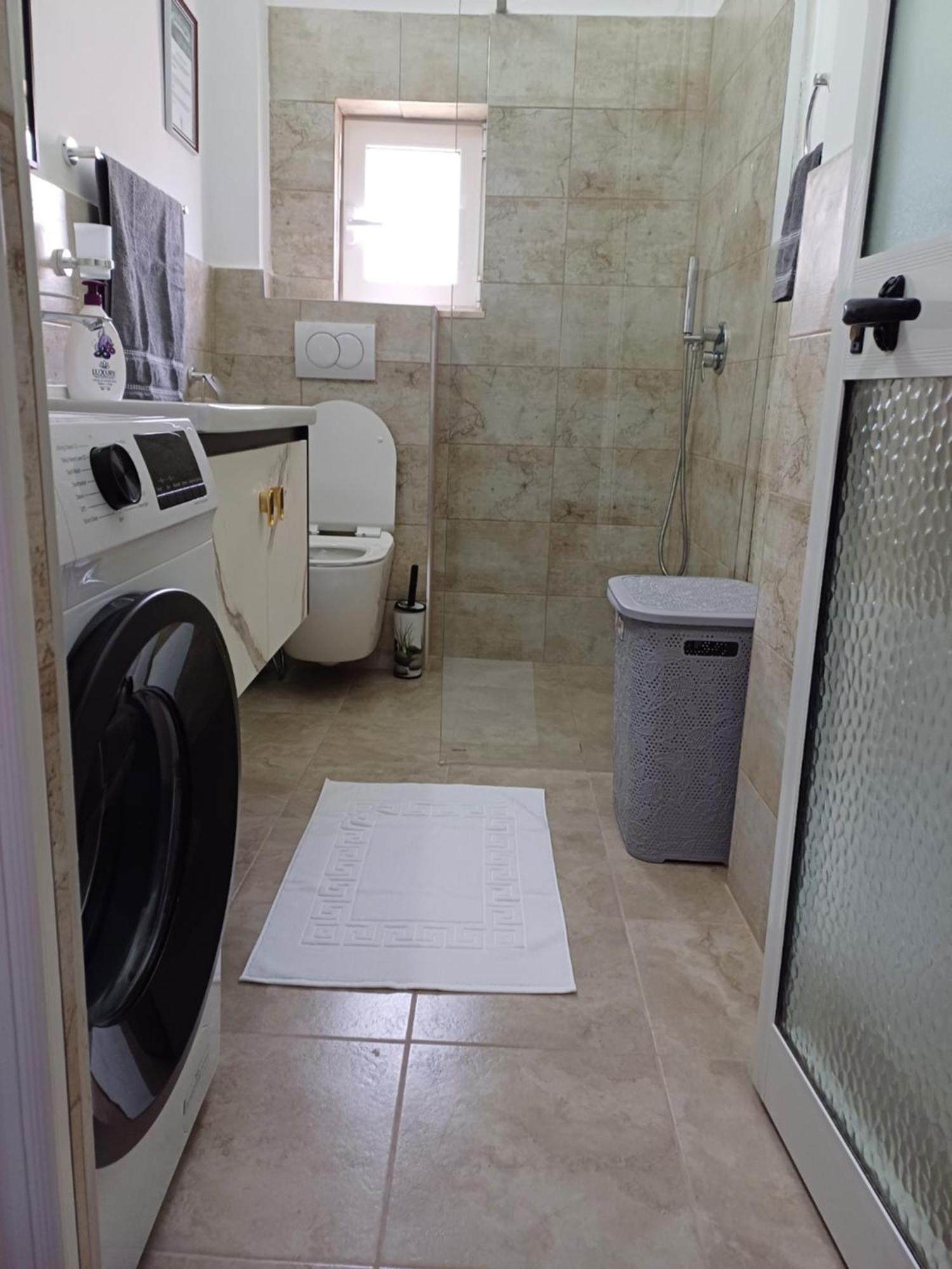 Apartamenti Vero Tirana Kültér fotó